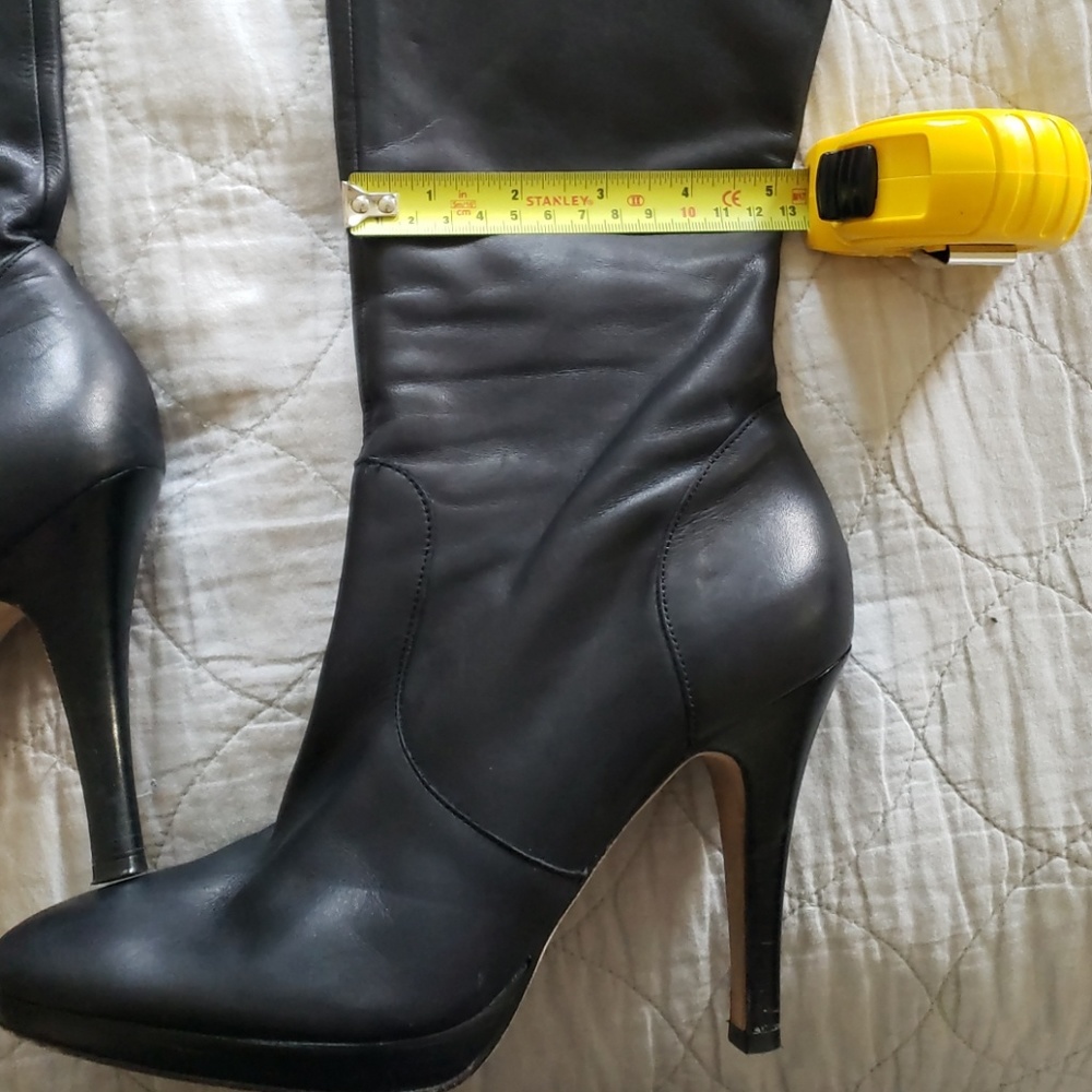 Boots - Picture 6 of 8